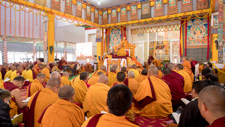 Ein Blick auf den Kalachakra Pavillion während des zweiten Tages der Unterweisungen von Seiner Heiligkeit dem Dalai Lama in Bodhgaya, Bihar, Indien am 15. Januar 2018. Foto: Manuel Bauer
