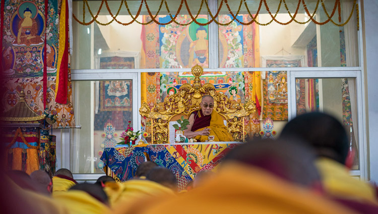Seine Heiligkeit der Dalai Lama erteilt die ‘Einsamer Held Vajrabhairava’ Ermächtigung in Bodhgaya, Bihar, Indien am 21. Januar 2018. Foto: Lobsang Tsering