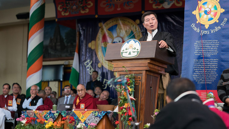 Sikyong Dr. Lobsang Sangay, gewählter politischer Führer der tibetischen Zentralverwaltung, spricht an der ‚Danke Indien' Feier in Dharamsala, HP, Indien am 31. März 2018. Foto: Tenzin Choejor