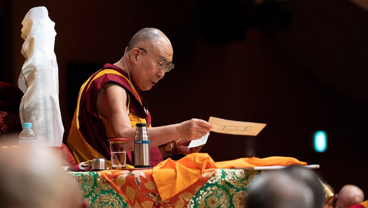 Seine Heiligkeit der Dalai Lama aus dem Text für die Unterweisungen in Yokohama, Japan am 14. November 2018. Foto: Tenzin Choejor