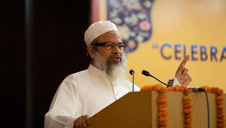 Maulana Mahmud Madani spricht an der Konferenz in Neu Delhi, Indien am 15. Juni 2019. Foto: Tenzin Choejor
