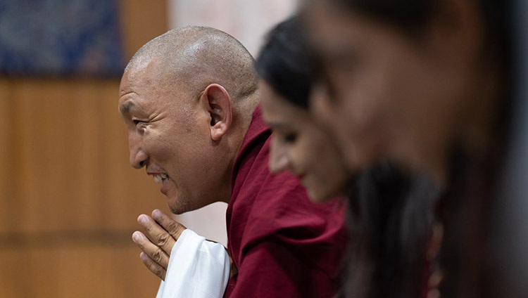 Der Ehrw. Jamyang, Gründer der Tong-Len Institution, während der Audienz mit Seiner Heiligkeit dem Dalai Lama in Dharamsala, HP, Indien am 7. Juli 2019. Foto: Tenzin Choejor