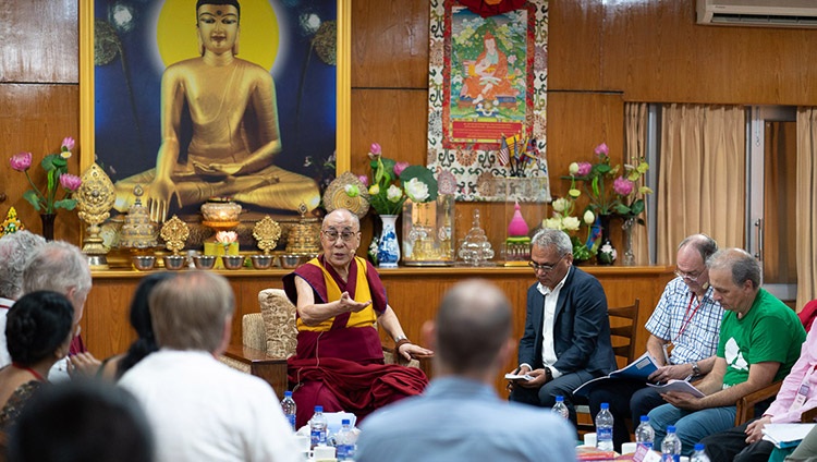 Seine Heiligkeit der Dalai Lama spricht an der Konferenz über Menschliche Bildung im 3. Jahrtausend in Dharamsala, HP, Indien am 9. Juli 2019. Foto: Tenzin Choejor