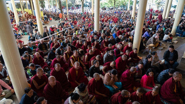 Über 6000 Teilnehmende verfolgen die Unterweisung von Seiner Heiligkeit dem Dalai Lama in Dharamsala, HP, Indien am 5. November 2019. Foto: Ehrw. Tenzin Jamphel