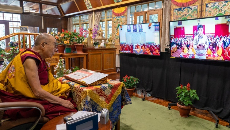 Unterweisung von Seiner Heiligkeit dem Dalai Lama auf Wunsch von Buddhisten aus Ladakh. In Dharamsala, HP, Indien am 13. Juli 2021. Foto: Ehrw. Tenzin Jamphel