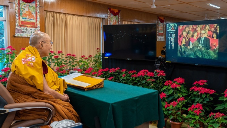Seine Heiligkeit der Dalai Lama in seiner Residenz in Dharamsala, HP, Indien am 11. Dezember 2021. Foto: Ehrw. Tenzin Jamphel