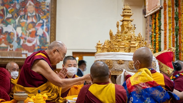 Langlebenszeremonie für Seine Heiligkeit den Dalai Lama von der Sakya-Tradition des tibetischen Buddhismus in Dharamsala, HP, Indien am 25. Mai 2022. Foto: Tenzin Choejor
