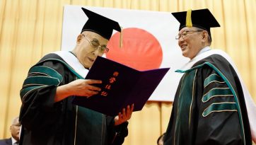 Ein herzlicher Empfang an der Reitaku Universität