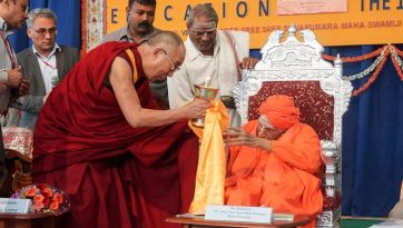 Seine Heiligkeit trauert um den Tod von Sree Shivakumara Swamiji