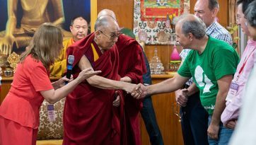 Treffen mit Pädagogen zum Thema „Menschliche Bildung im 3. Jahrtausend“