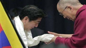 Mitgefühl für den zurücktretenden Premierminister Japans