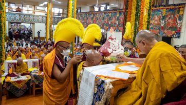 Gebete für ein langes Leben Seiner Heiligkeit des Dalai Lama