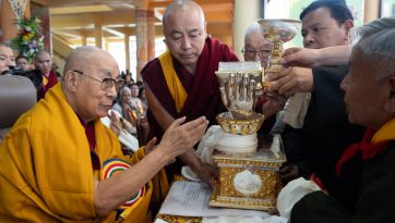 75. Jahrestag der Amtsübernahme Seiner Heiligkeit des Dalai Lama
