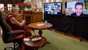 Glück, Humor und Mitgefühl